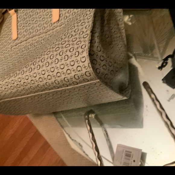 Guess Tote - Picture 9 of 13